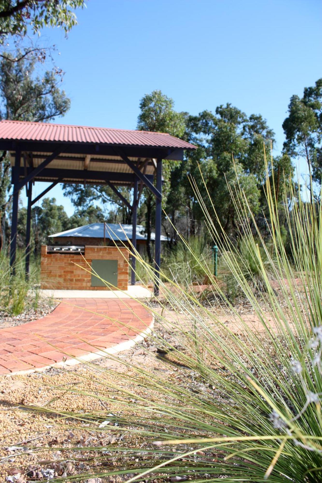 Chalets on Stoneville Redcliffe Exteriör bild